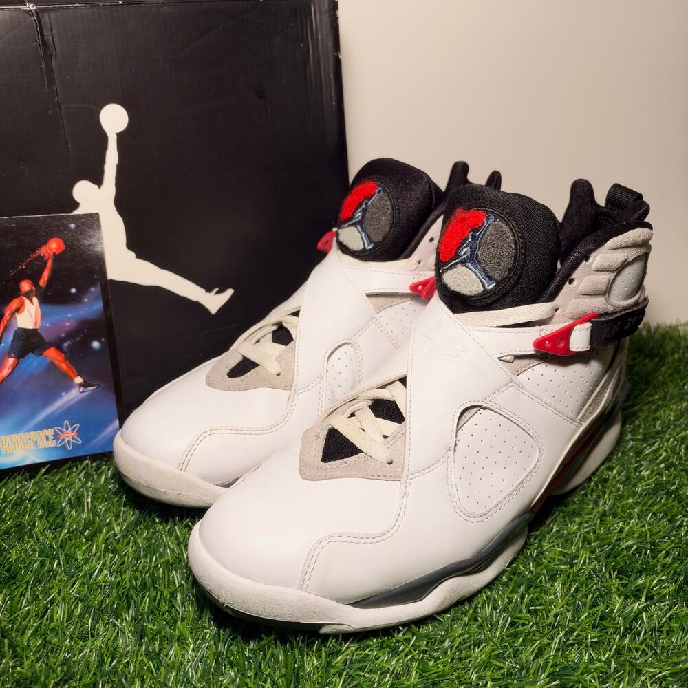 Size 10 - Jordan 8 Bugs Bunny 2013